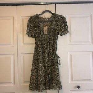 Billabong wrap dress